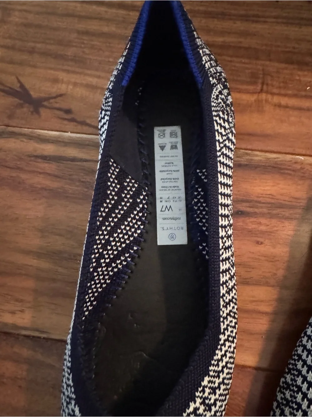 Rothy's Navy and White Pointed Knit Flats